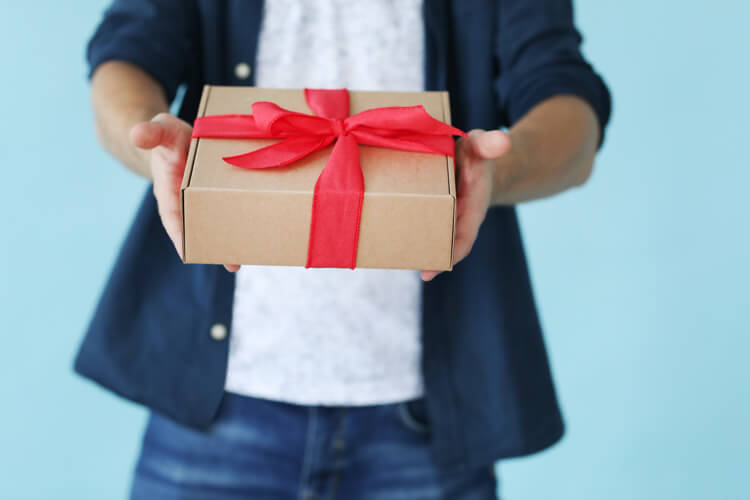 Long-Distance Birthday - Anniversary Gifts Ideas